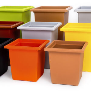 LJ-MACETA PIRAMIDAL COLOR Nº 52 VERDE